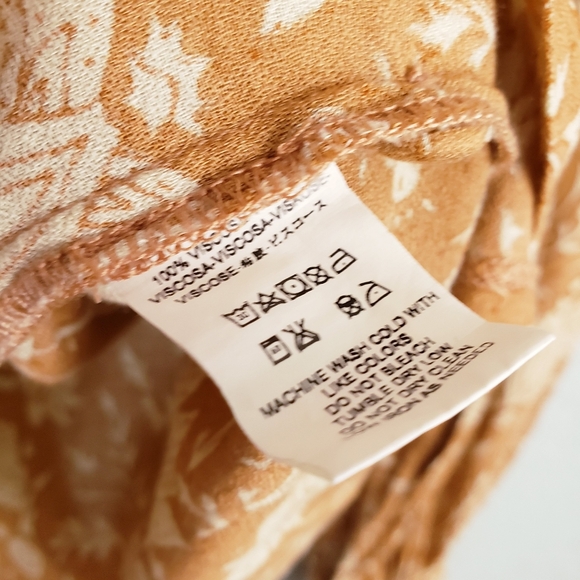 Jens Pirate Booty Long Sleeve Buttondown Floral Bohemian Buccaneer Blouse - Picture 7 of 8